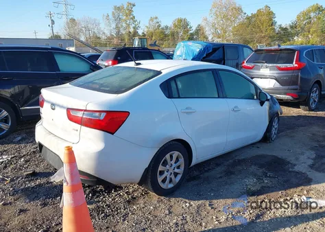 2015 Kia Rio Lx z USA, uszkodzony, nr VIN KNADM4A32F6511167